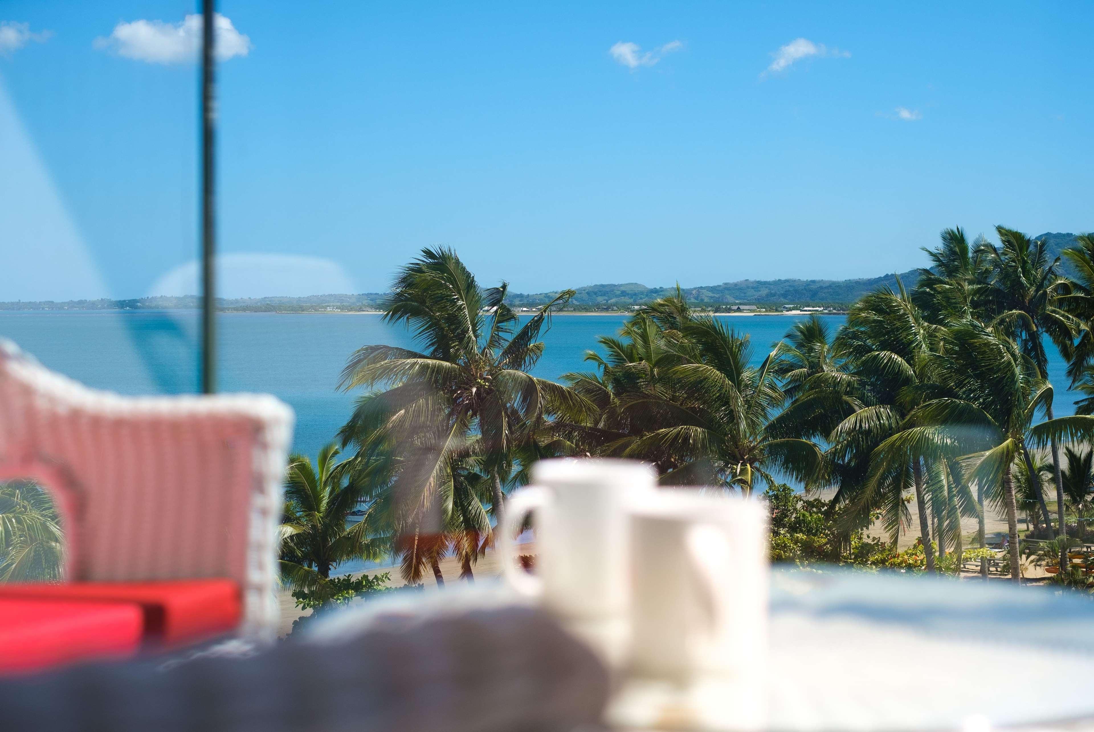 Ramada Suites By Wyndham Wailoaloa Beach Fiji Nadi Exteriér fotografie