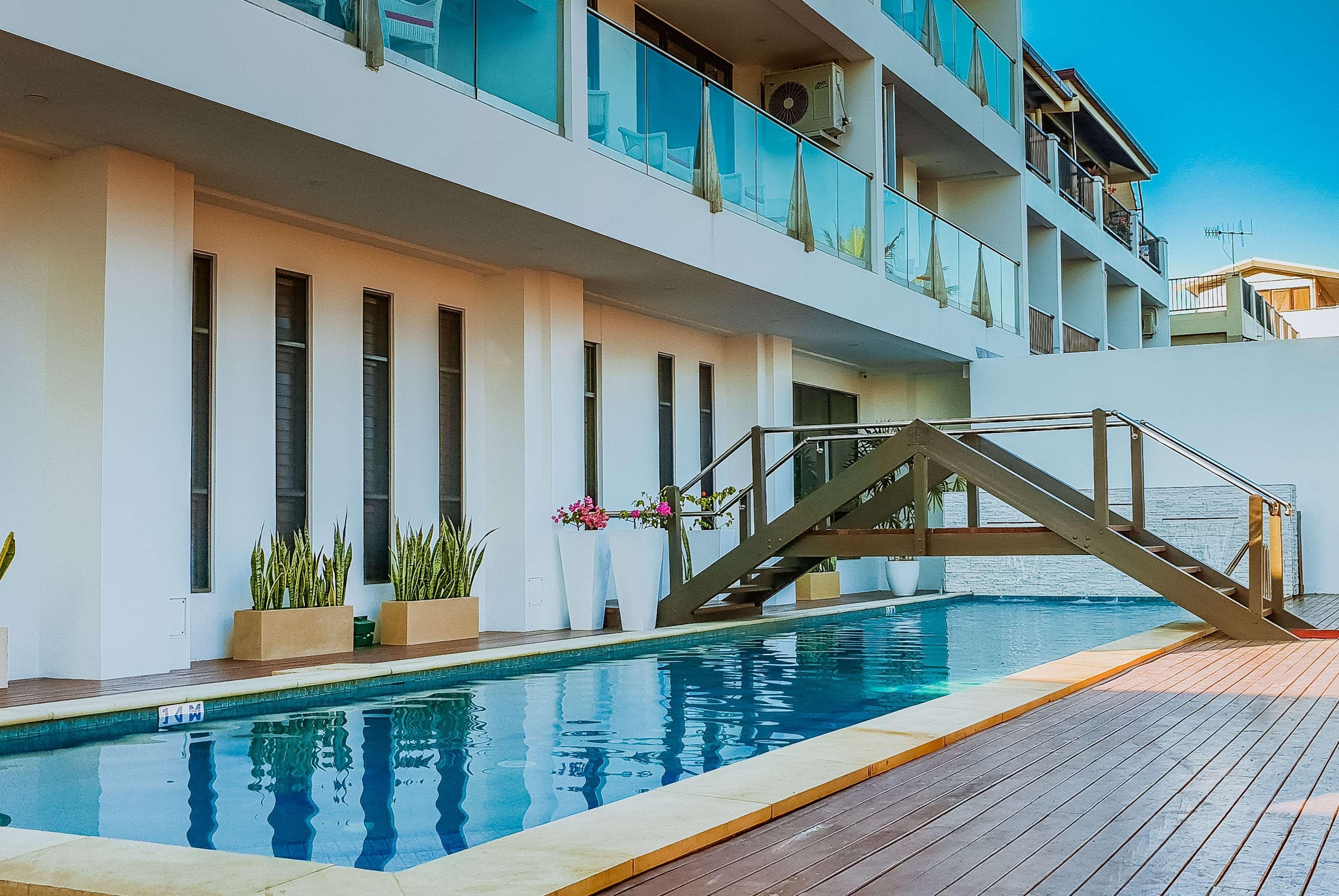 Ramada Suites By Wyndham Wailoaloa Beach Fiji Nadi Exteriér fotografie