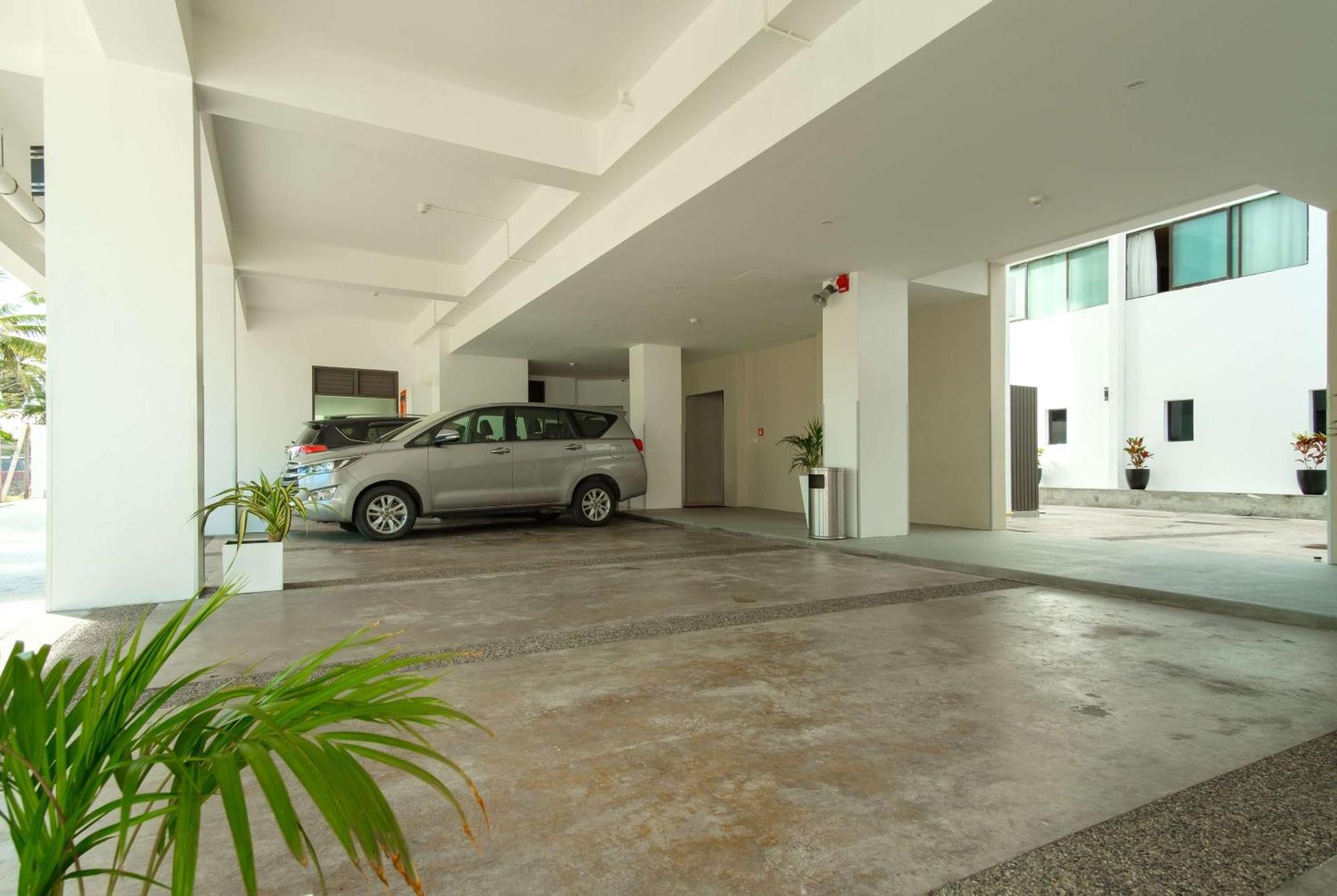 Ramada Suites By Wyndham Wailoaloa Beach Fiji Nadi Exteriér fotografie