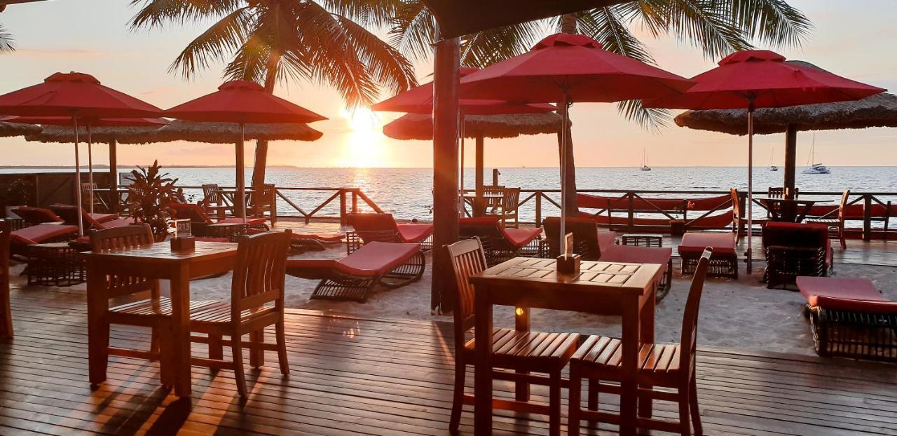 Ramada Suites By Wyndham Wailoaloa Beach Fiji Nadi Exteriér fotografie